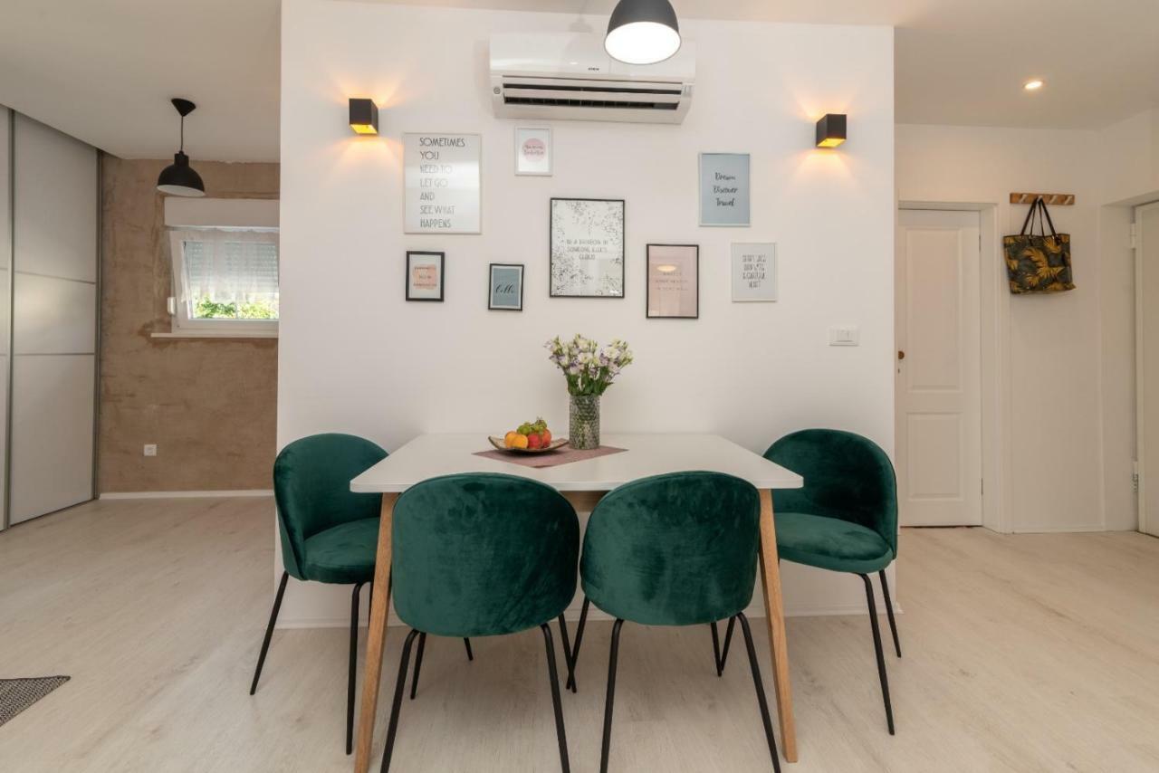 Apartment Aron Trogir Exterior photo